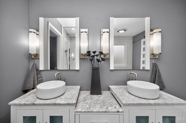 9607 Old Village Drive, Loveland, OH 45140