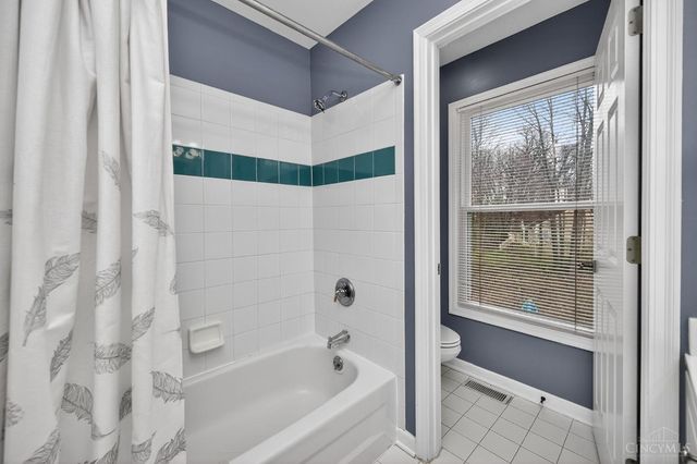 9607 Old Village Drive, Loveland, OH 45140