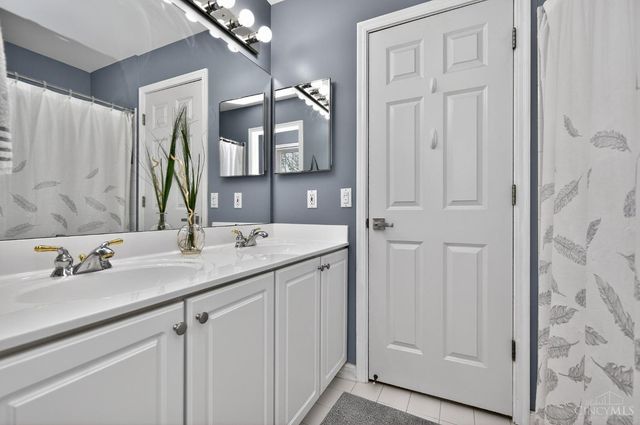 9607 Old Village Drive, Loveland, OH 45140