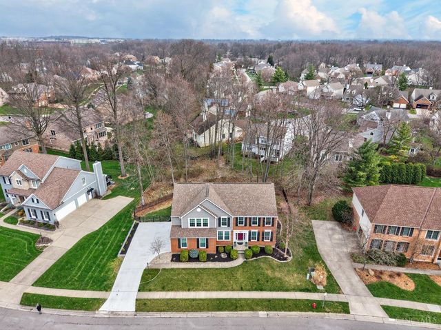 9607 Old Village Drive, Loveland, OH 45140