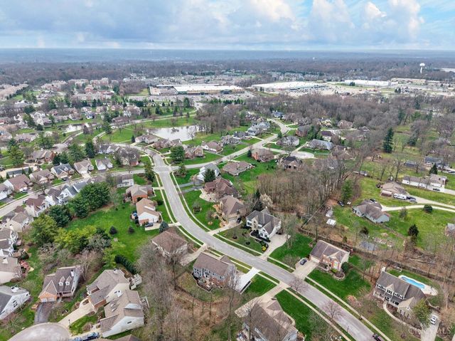 9607 Old Village Drive, Loveland, OH 45140