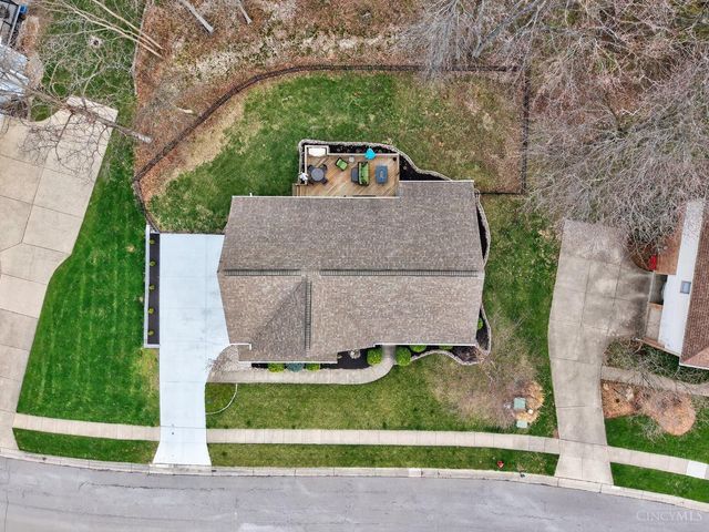 9607 Old Village Drive, Loveland, OH 45140