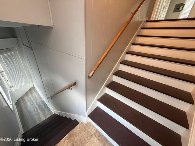 1825 E Oak St 2, New Albany, IN 47150