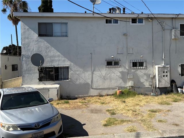 1354 E Wesley, Long Beach, CA 90806