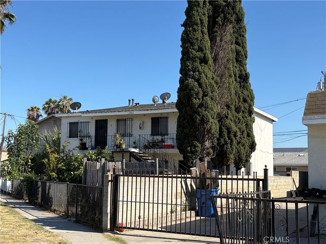 1354 E Wesley, Long Beach, CA 90806