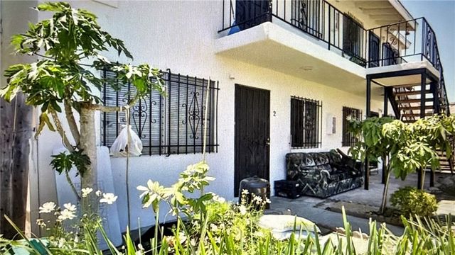 1354 E Wesley, Long Beach, CA 90806
