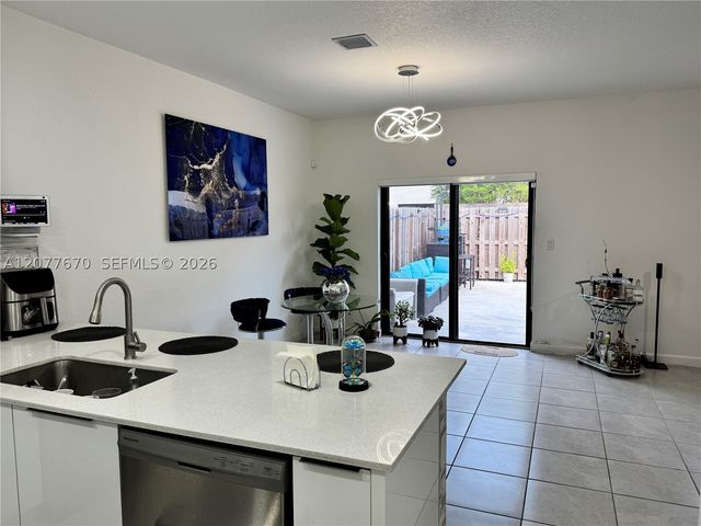 23461 SW 129th Pl, Homestead, FL 33032
