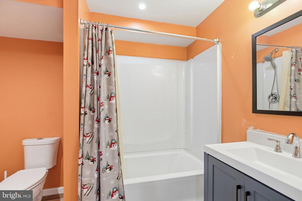 Image 21 of property listing at 530 DELMAR AVE, Glen Burnie, MD 21061