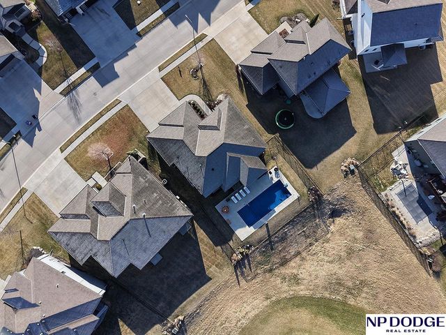 8220 N 123 Street, Omaha, NE 68142