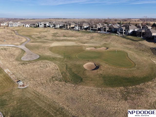 8220 N 123 Street, Omaha, NE 68142