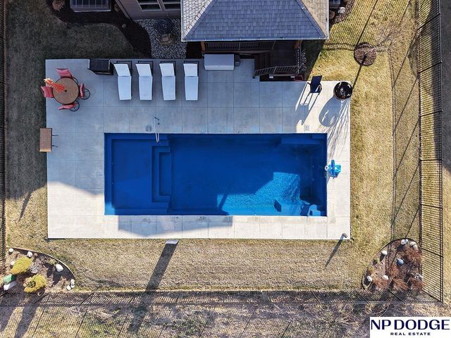 8220 N 123 Street, Omaha, NE 68142