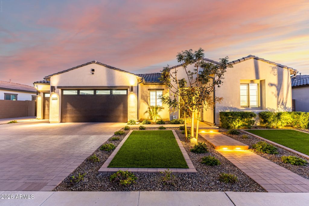 4423 W PARK VIEW Lane, Glendale, AZ 85310 — photo 3