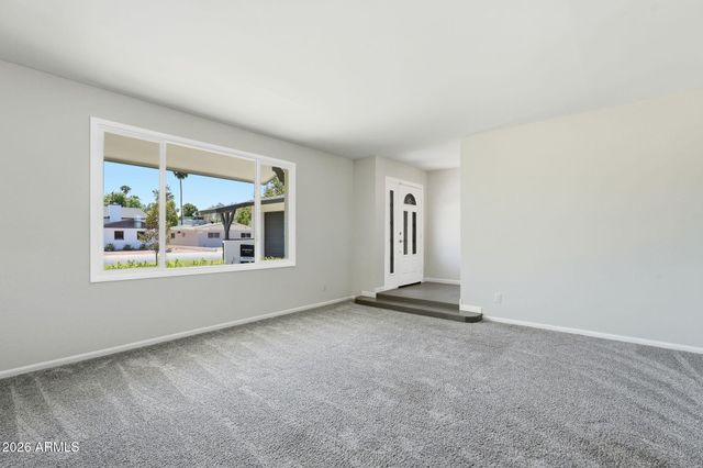 232 E ELLIS Drive, Tempe, AZ 85282