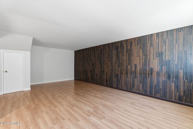232 E ELLIS Drive, Tempe, AZ 85282