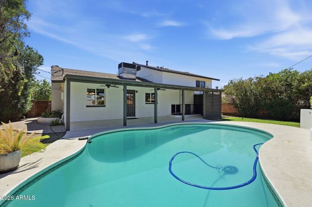 232 E ELLIS Drive, Tempe, AZ 85282