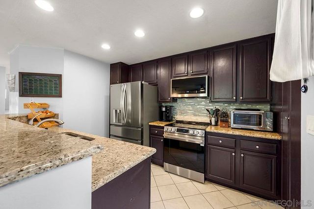 8040 Sevan Ct C, San Diego, CA 92123