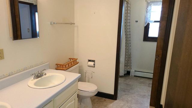 3642 GLENBROOKE LANE, Green Bay, WI 54301