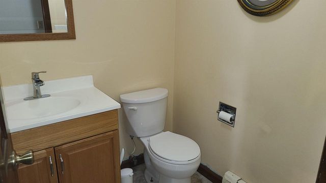 3642 GLENBROOKE LANE, Green Bay, WI 54301