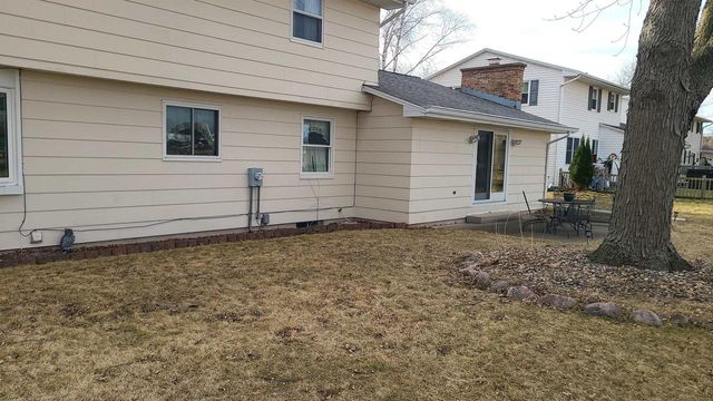 3642 GLENBROOKE LANE, Green Bay, WI 54301