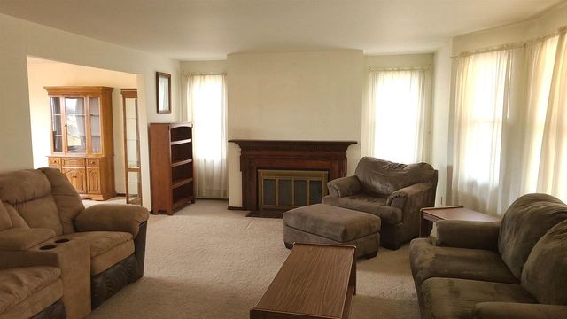 3642 GLENBROOKE LANE, Green Bay, WI 54301