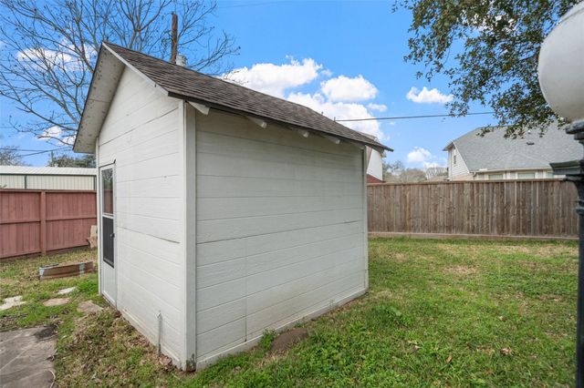 1116 River Court, League City, TX 77573