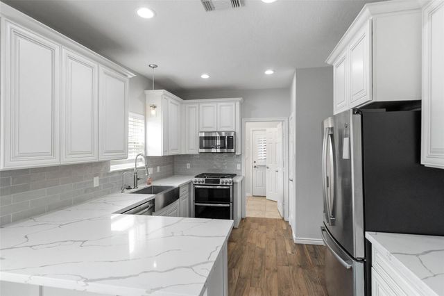 1116 River Court, League City, TX 77573