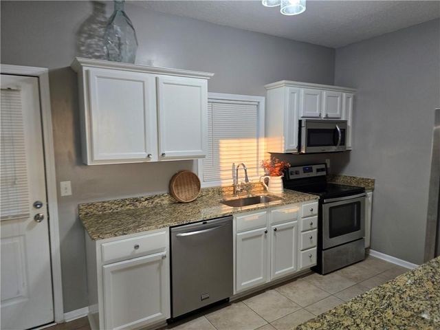 31 Corinth Road, Cartersville, GA 30121