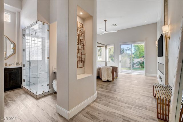 812 Sir James Bridge Way, Las Vegas, NV 89145