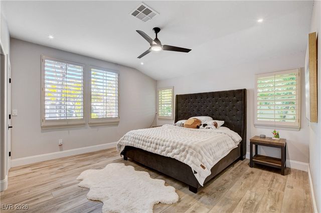 812 Sir James Bridge Way, Las Vegas, NV 89145