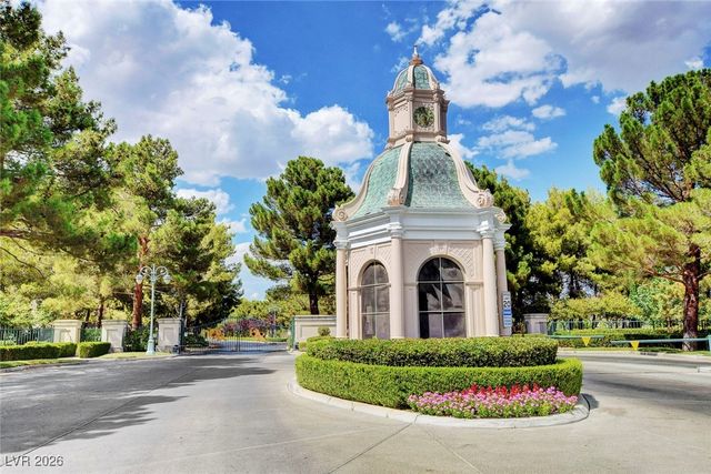 812 Sir James Bridge Way, Las Vegas, NV 89145