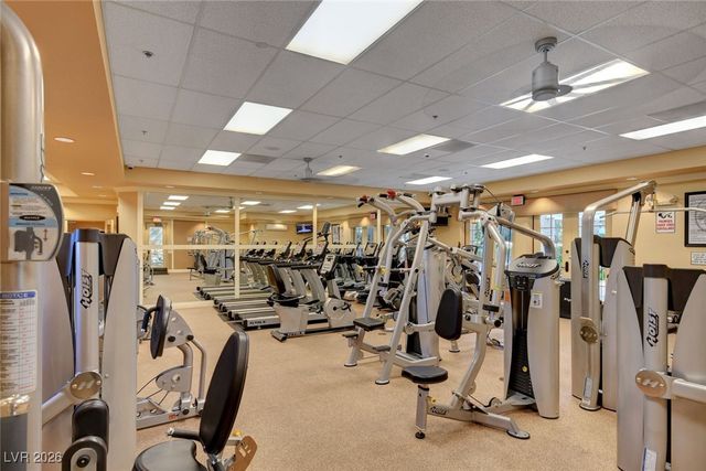 812 Sir James Bridge Way, Las Vegas, NV 89145