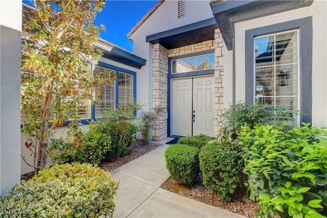 812 Sir James Bridge Way, Las Vegas, NV 89145