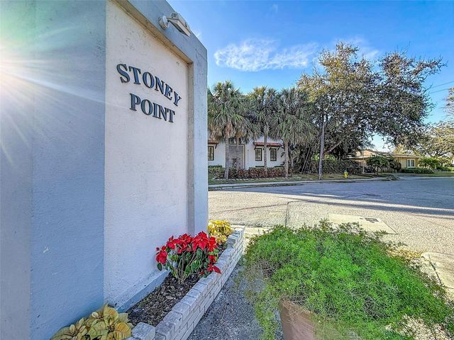 4915 W MELROSE AVENUE, Tampa, FL 33629