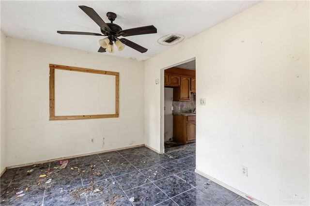 2247 E Mile 12 Road N, Weslaco, TX 78570