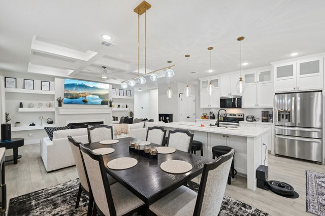 5601 San Jacinto Drive, Granbury, TX 76048