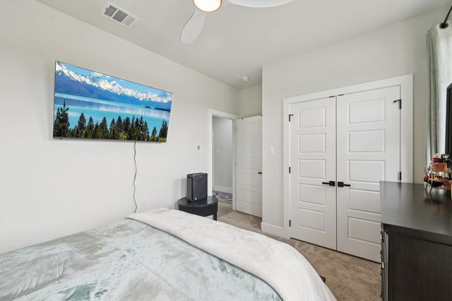 5601 San Jacinto Drive, Granbury, TX 76048