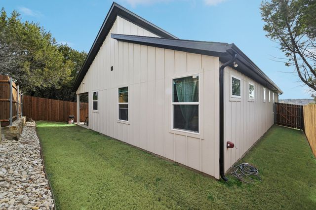 5601 San Jacinto Drive, Granbury, TX 76048