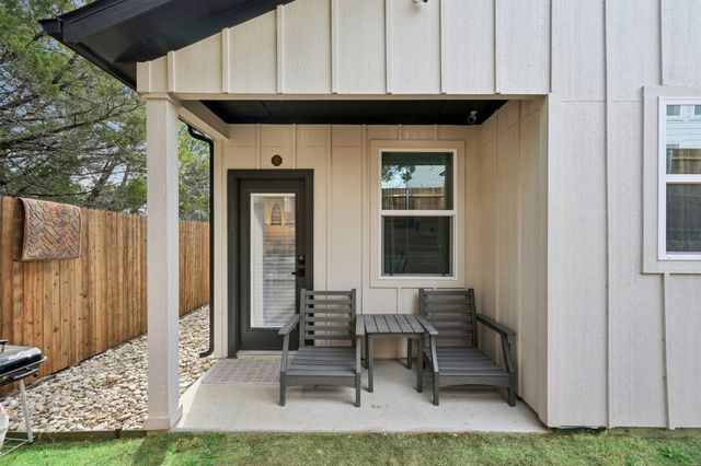 5601 San Jacinto Drive, Granbury, TX 76048