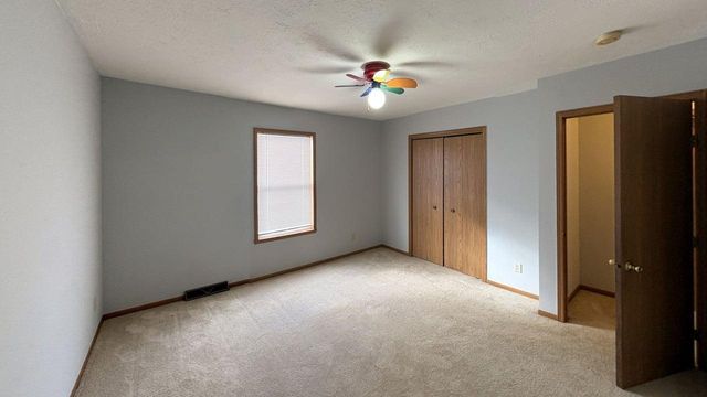 10662 Chicory Ridge Way, Roscoe, IL 61073