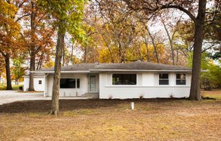 6012 Muriel Lane, St. Anne, IL 60964