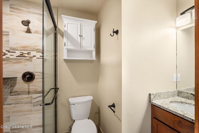 45 Welty Dr, Dover, ID 83825
