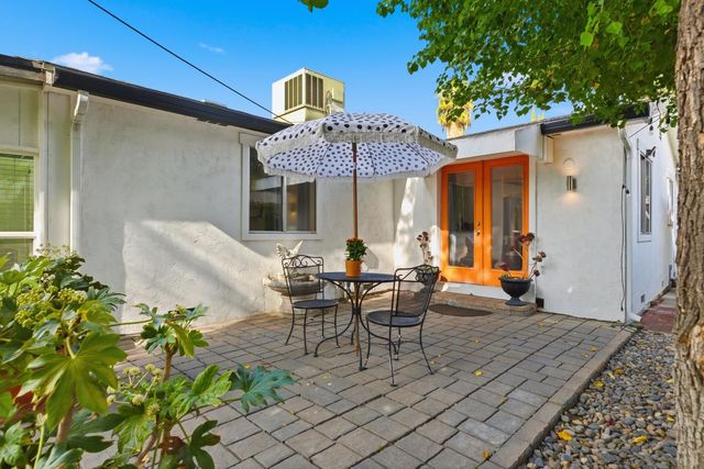 2225 Davis Way, Modesto, CA 95351