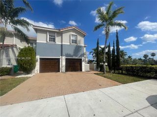 7931 NW 114th Ct, Doral, FL 33178