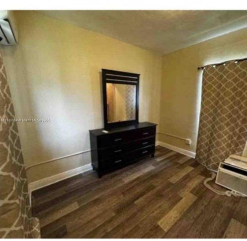 737 NW 6th St, Hallandale Beach, FL 33009