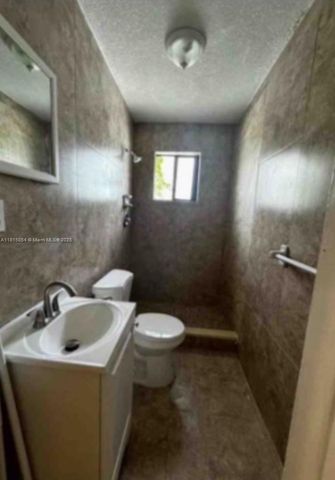 737 NW 6th St, Hallandale Beach, FL 33009