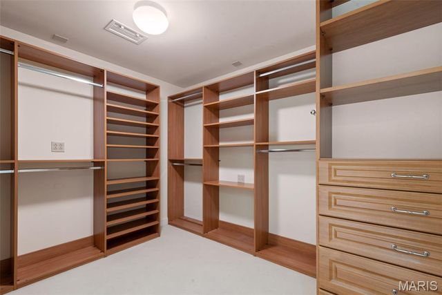 150 Carondelet Plaza 1201, Clayton, MO 63105