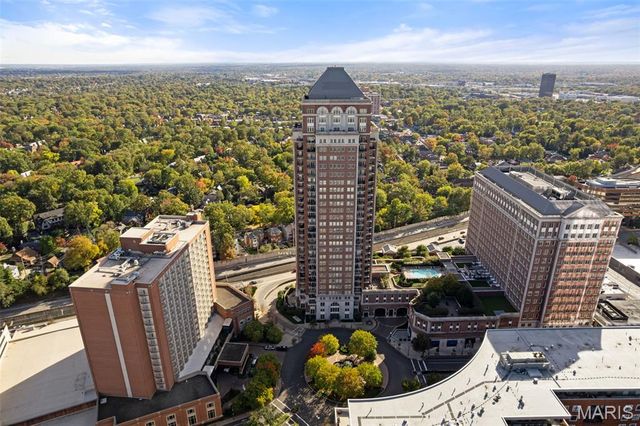 150 Carondelet Plaza 1201, Clayton, MO 63105