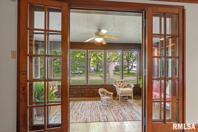 1533 S NOBLE Avenue, Springfield, IL 62704