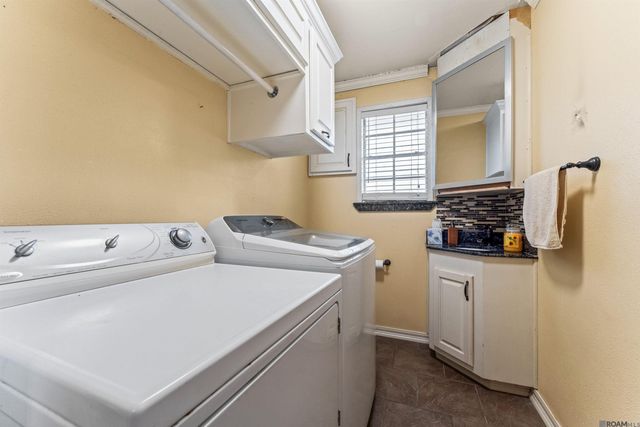 6314 Poydras Bayou Dr, Erwinville, LA 70729