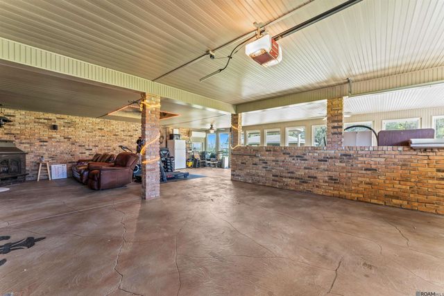 6314 Poydras Bayou Dr, Erwinville, LA 70729